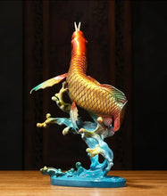 Load image into Gallery viewer, Chinese Feng Shui Good Fortune Wealth Lucky Gold Fish Brass Statue Home/Office Decor Sculpture Craft Living Room TV Cabinet Fortune Ornament Housewarming Gift