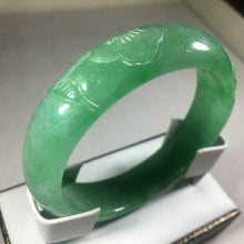 Load image into Gallery viewer, 56-58mm Certified Natural Green Jadeite Emerald A Jade HandCarved Ruyi Flower Bracelet Bangle GX3138 with Gift Box