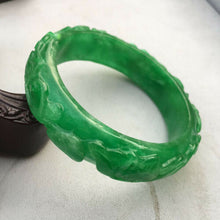 Load image into Gallery viewer, 56-58mm Certified Natural Green Jadeite Emerald A Jade HandCarved Flower Bracelet Bangle GX3606 with Gift Box