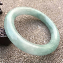 Load image into Gallery viewer, 56-58mm Certified Natural Lavender Jadeite Emerald A Jade HandCarved Round Bangle GX3644 with Gift Box