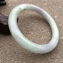 Load image into Gallery viewer, 55-57mm Certified Natural Lavender Jadeite Emerald A Jade HandCarved Round Bangle HA0853 with Gift Box