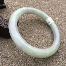 Load image into Gallery viewer, 55-57mm Certified Natural Lavender Jadeite Emerald A Jade HandCarved Round Bangle HA0853 with Gift Box