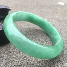 Load image into Gallery viewer, 10% OFF- 57/58/59mm Certified Jadeite Emerald A Jade HandCarved Lucky Bracelet Bangle GX306