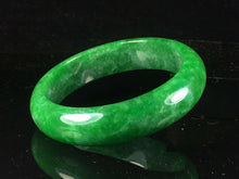 Load image into Gallery viewer, 10% OFF- 56/57/58mm Certified Jadeite Emerald A Jade HandCarved Lucky Bracelet Bangle GX789