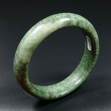 Load image into Gallery viewer, 57-59mm Certified Natural Jadeite Emerald A Jade HandCarved Bracelet Bangle JK3354 with Gift Box