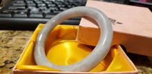 Load image into Gallery viewer, 55/56/57mm Certified Natural Lavender Jadeite Emerald A*Jade Handcarved Lucky Round Bangle A658