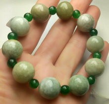 Load image into Gallery viewer, 55-63mm Certified Natural Jadeite Emerald A Jade Carved 12mm Beads Stretchy-Bracelet A6416 with Gift Box
