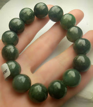 Load image into Gallery viewer, 55-63mm Certified Natural Oily Green Jadeite Emerald A Jade Carved 12mm Beads Stretchy-Bracelet A6397 with Gift Box