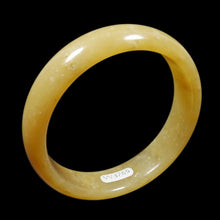 Load image into Gallery viewer, 58-60mm Certified Natural Light Yellow Jadeite Emerald A Jade HandCarved Bracelet Bangle VV with Gift Box