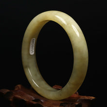 Load image into Gallery viewer, 10% OFF- 57/58/59mm Certified Natural Yellow Gold Emerald Xiu Jade*A Handcarved Bangle VV6049