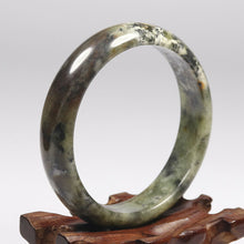 Load image into Gallery viewer, 10% OFF- 58/59/60mm Certified Natural Multi-Color Emerald Xiu Jade*A Handcarved Lucky Bracelet Bangle VV6108