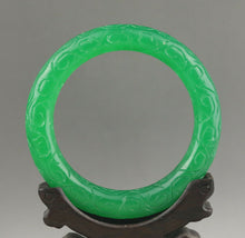 Load image into Gallery viewer, 60/61/62mm Certified Natural Green Jadeite Emerald A Jade HandCarved Dragon Round Bracelet Bangle A1940 with Gift Box