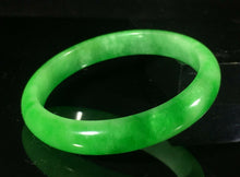 Load image into Gallery viewer, 10% OFF- 56/57/58mm Certified Natural Jadeite Emerald A*Jade HandCarved Bracelet Bangle GX414