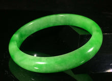 Load image into Gallery viewer, 10% OFF- 56/57/58mm Certified Natural Jadeite Emerald A*Jade HandCarved Bracelet Bangle GX414