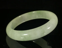 Load image into Gallery viewer, 10% OFF- 55/56/57mm Certified Natural Jadeite Emerald A*Jade HandCarved Bracelet Bangle GX420