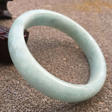 Load image into Gallery viewer, 10% OFF- 55/56/57mm Certified Natural Jadeite Emerald A*Jade HandCarved Bracelet Bangle GX395