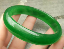 Load image into Gallery viewer, 54-56mm Certified Natural Icy Green Jadeite Emerald A Jade HandCarved Bangle A1940 with Gift Box