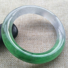 Load image into Gallery viewer, 10% OFF- 57/58/59mm Certified Natural Green White Jadeite Emerald A*Jade HandCarved Lucky Round Bracelet Bangle F204