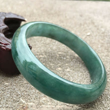 Load image into Gallery viewer, 10% OFF- 58/59/60mm Certified Natural Oily Green Jadeite Emerald A*Jade HandCarved Lucky Bracelet Bangle x3288
