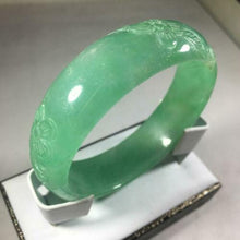 Load image into Gallery viewer, 57-59mm Certified Natural Green Jadeite Emerald A Jade HandCarved Flower Bracelet Bangle GX3133 with Gift Box