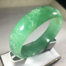 Load image into Gallery viewer, 57-59mm Certified Natural Green Jadeite Emerald A Jade HandCarved Flower Bracelet Bangle GX3133 with Gift Box