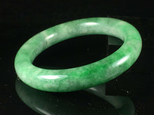 Load image into Gallery viewer, 10% OFF- 57/58/59mm Certified Natural Jadeite Emerald A Jade HandCarved Lucky Round Bracelet Bangle GX778