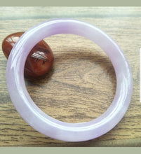 Load image into Gallery viewer, 56/57/58mm Certified Natural Lavender Jadeite Emerald A Jade HandCarved Round Bracelet Bangle A218