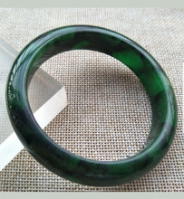 Load image into Gallery viewer, 57/58/59mm Certified Natural Green Black Jadeite Emerald A Jade HandCarved Bracelet Bangle X165