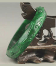 Load image into Gallery viewer, 55/56/57mm Certified Natural Green Jadeite Emerald A Jade HandCarved Ruyi Flower Bracelet Bangle A-2243