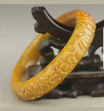 Load image into Gallery viewer, 59/60/61mm Certified Natural Red Yellow Jadeite Emerald A Jade HandCarved Dragon Bracelet Bangle A1940