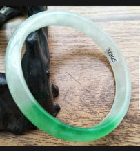 Load image into Gallery viewer, 56/57/58mm Certified Natural Jadeite Emerald A Jade HandCarved Bracelet Bangle V305