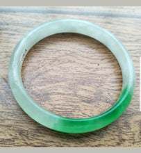 Load image into Gallery viewer, 56/57/58mm Certified Natural Jadeite Emerald A Jade HandCarved Bracelet Bangle V305