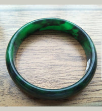 Load image into Gallery viewer, 57/58/59mm Certified Natural Jadeite Emerald A Jade HandCarved Bracelet Bangle F363