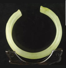 Load image into Gallery viewer, 61/62/63mm Certified Natural Jadeite Emerald A Jade HandCarved Dragon Bracelet Bangle A-88