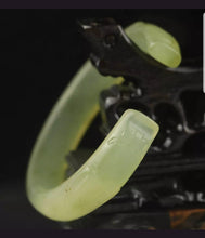 Load image into Gallery viewer, 61/62/63mm Certified Natural Jadeite Emerald A Jade HandCarved Dragon Bracelet Bangle A-88