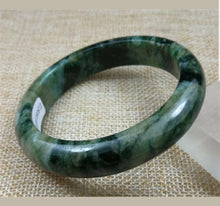 Load image into Gallery viewer, 55/56/57mm Certified Natural Jadeite Emerald A*Jade HandCarved Bangle Z4696