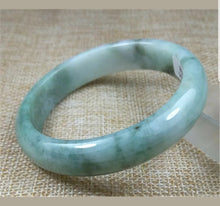 Load image into Gallery viewer, 57/58/59mm Certified Natural Jadeite Emerald A*Jade HandCarved Bangle X1436