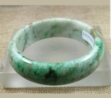Load image into Gallery viewer, 57/58/59mm Certified Natural Jadeite Emerald A*Jade HandCarved Bangle Z4453