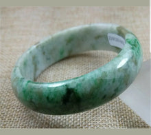Load image into Gallery viewer, 57/58/59mm Certified Natural Jadeite Emerald A*Jade HandCarved Bangle Z4453