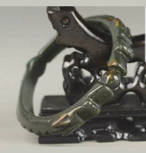 Load image into Gallery viewer, 56/57/58mm Certified Chinese Antique Natural Jadeite Emerald A*Jade HandCarved Lucky Double Dragons Bangle X1940
