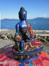 Load image into Gallery viewer, 4.5''H- Chinese Natural Antique Exquisite Blue-Color Handcarved Sculpture Healing Medicine Blessing Buddha Statue