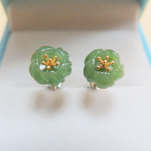 Load image into Gallery viewer, Certified Natural Jadeite Emerald A Jade HandCarved Pair of Flower Jade Earrings with Gift Box
