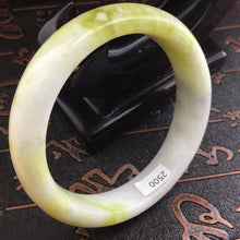 Load image into Gallery viewer, 10% OFF- 58/59/60 mm Certified Natural Jadeite Emerald A Jade HandCarved Bangle 2500