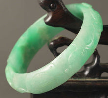 Load image into Gallery viewer, 10% OFF- 55/56 mm Certified Natural Jadeite Emerald A Jade HandCarved Ruyi Flower Bracelet Bangle Y352