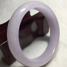 Load image into Gallery viewer, 10% OFF- 58/59/60 mm Certified Natural Jadeite Emerald A*Jade HandCarved Bangle A161