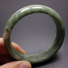 Load image into Gallery viewer, 10% OFF- 59/60/61 mm Certified Natural Jadeite Emerald Jade Bangle《Grade A》W0767