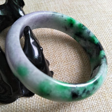 Load image into Gallery viewer, 10% OFF- 61/62/63 mm Certified Natural Jadeite Emerald Jade Bangle《Grade A》D517