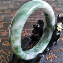 Load image into Gallery viewer, 10% OFF- 57/58/59 mm Certified Natural Jadeite Emerald Jade Bangle《Grade A》A129