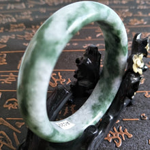 Load image into Gallery viewer, 10% OFF- 57/58/59 mm Certified Natural Jadeite Emerald Jade Bangle《Grade A》A129