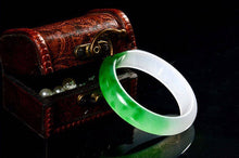 Load image into Gallery viewer, 10% OFF- 60/61/62 mm Certified Natural Jadeite Emerald Jade Bangle《Grade A》